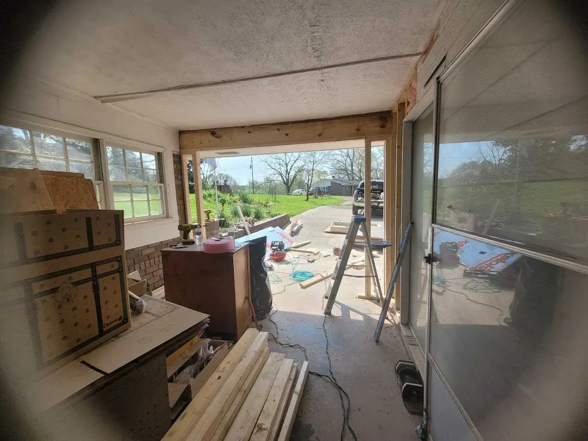 Air movers and dehumidifier for Water Mitigation Services in Albemarle